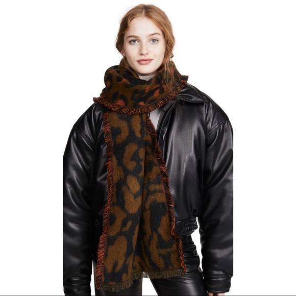 Madewell Jungle Cat / Fuzzy Leopard Scarf - Picture 3 of 7